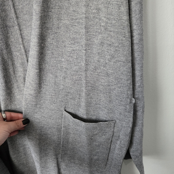New In Grey Open-Front Women's Cardigan Sweater Size Large - Picture 7 of 7